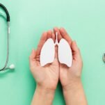 hands-with-lungs-shape